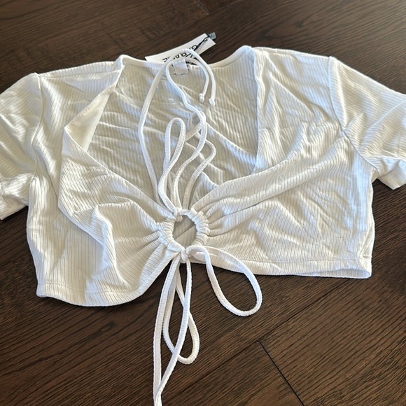 White Garage Top - Picture 3 of 3